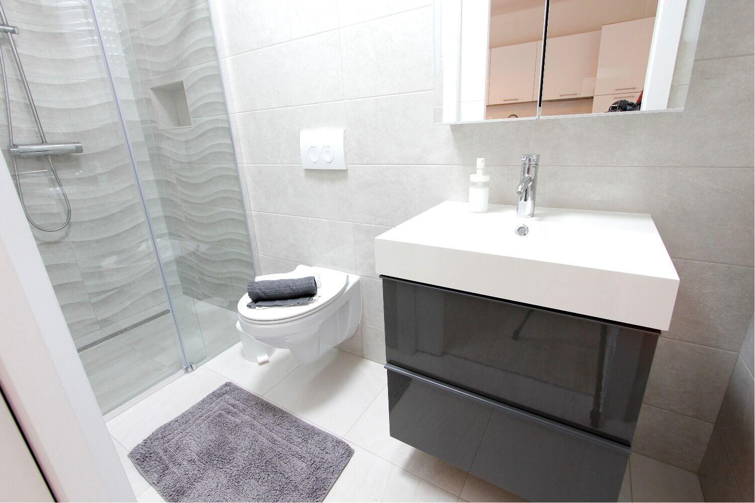נין Apartments Oasis מראה חיצוני תמונה